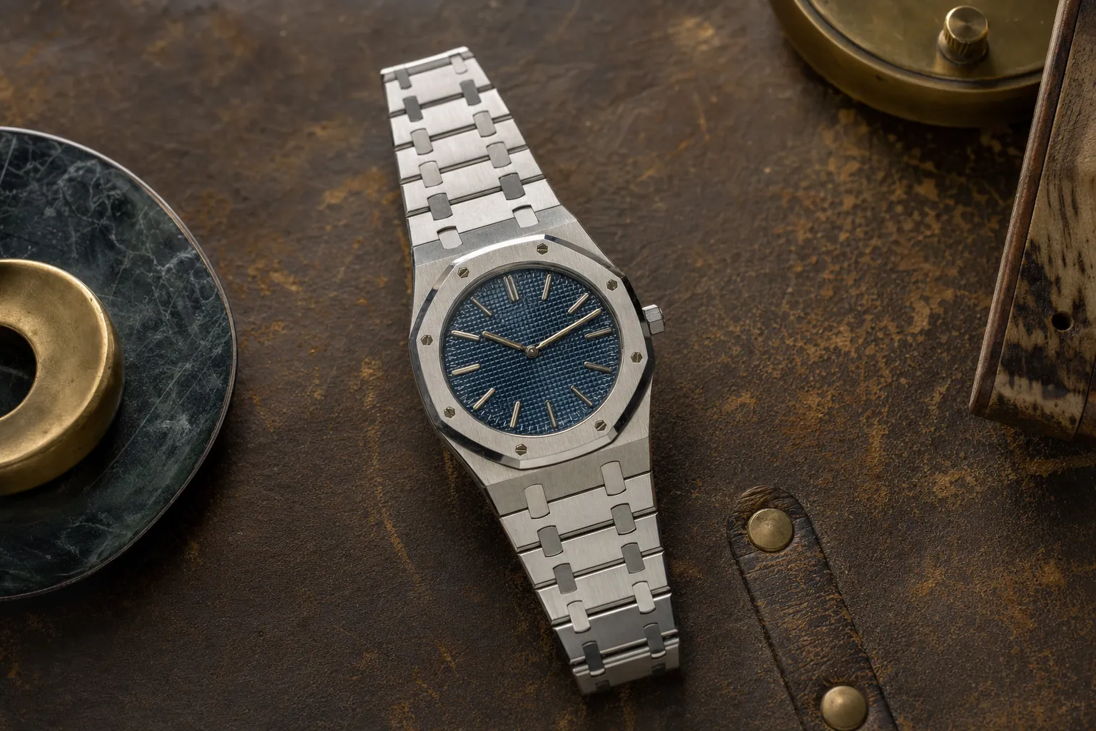 Collector Guide to the Royal Oak Jumbo — featured image
