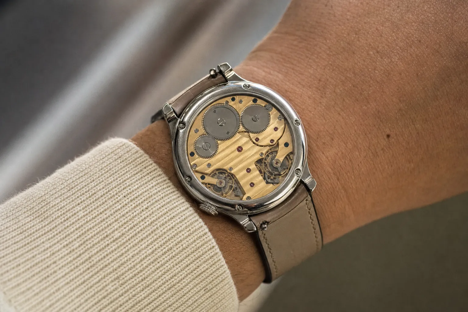 Guide to Buying Independent Luxury Watches — featured image