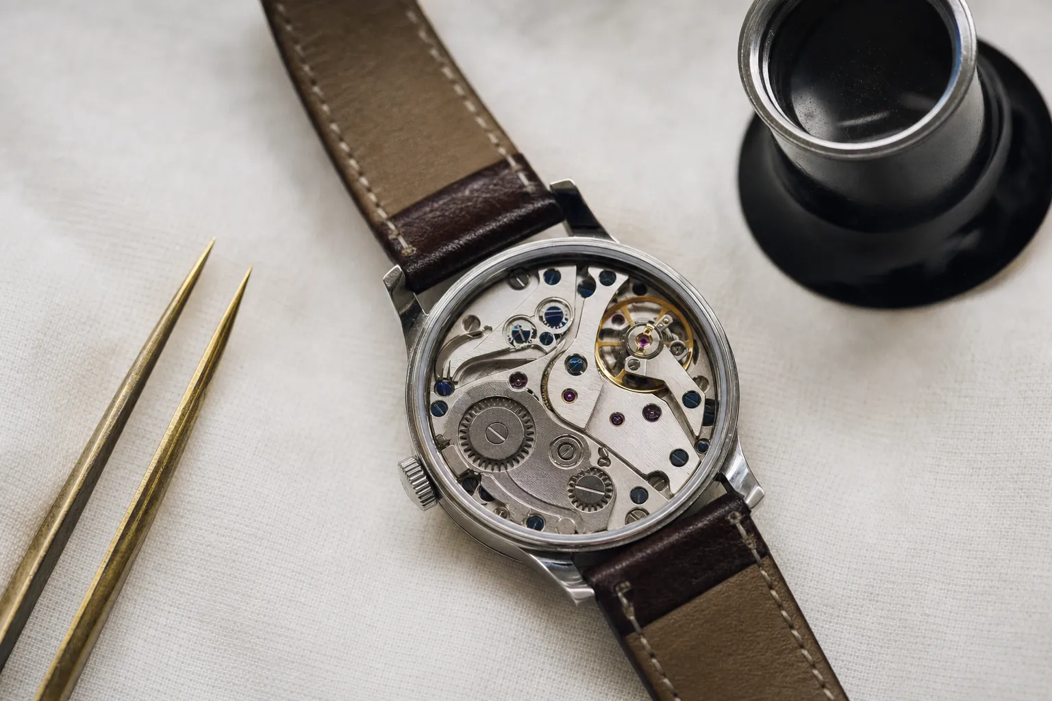 How to Authenticate a Rolex Submariner — featured image