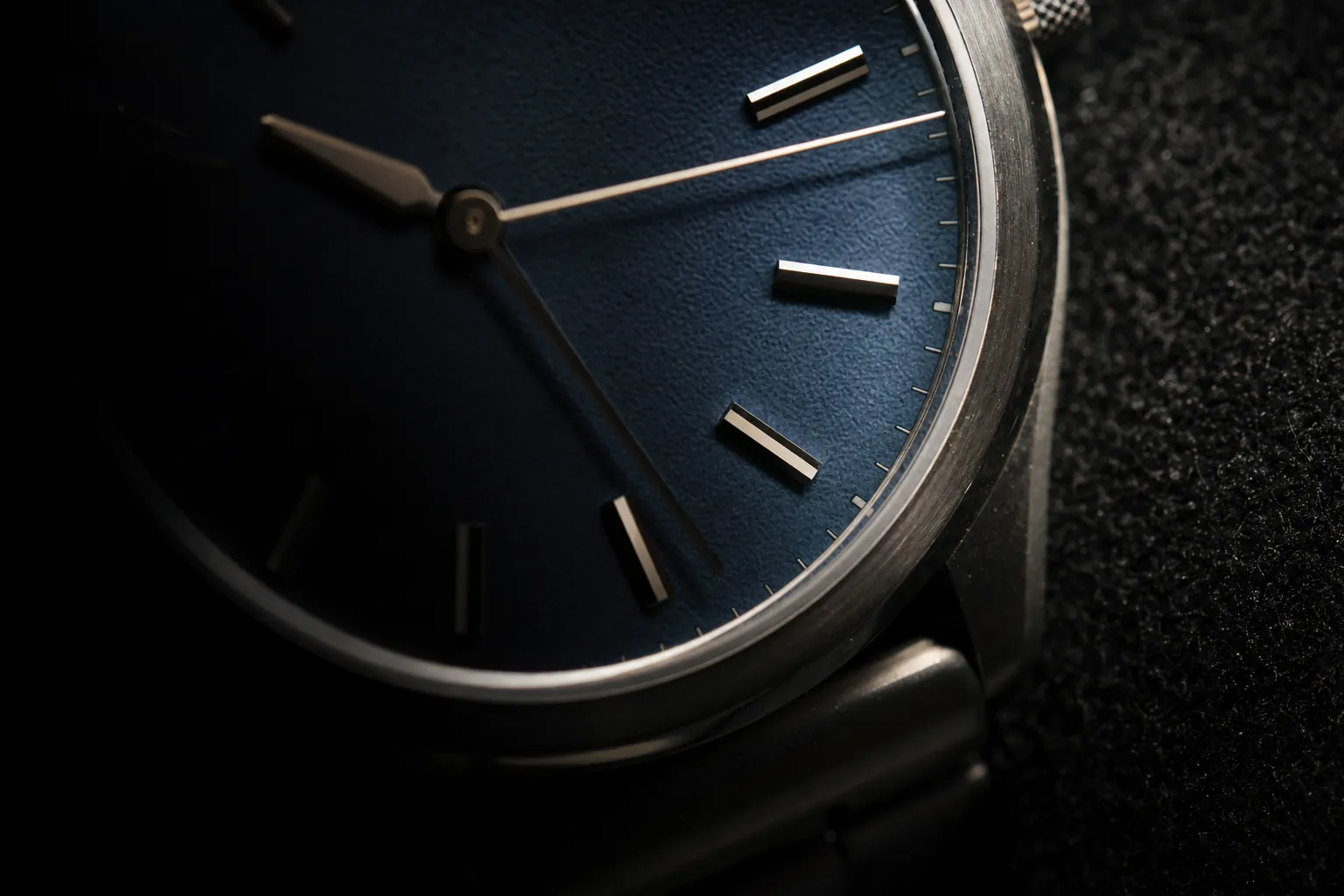 Evaluating Pre-Owned Zenith El Primero Watches — featured image