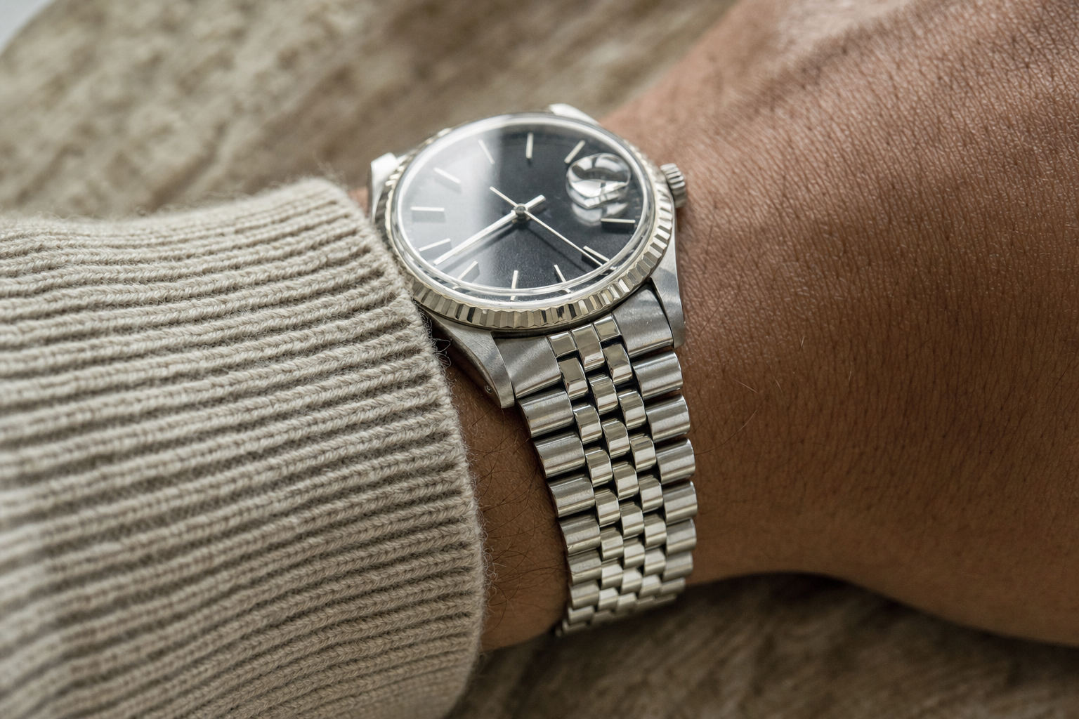 Close-up of a Rolex Datejust 41 on a Jubilee bracelet, showing the intricate polished and brushed five-piece links.
